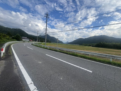 【前面道路含む現地写真】 | 三田市布木　戸建て