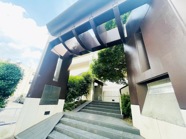パークヒルズ西台のエントランス
