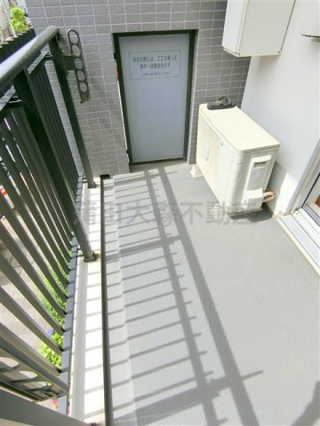 イプセ多摩川緑地のバルコニー|バルコニー