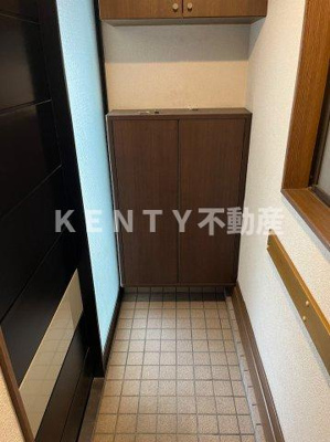 【玄関】 | 大森北４丁目戸建 | 玄関です