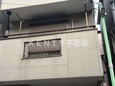 【バルコニー】 | 大森北４丁目戸建 | 暖かな日差しのふりそそぐバルコニー