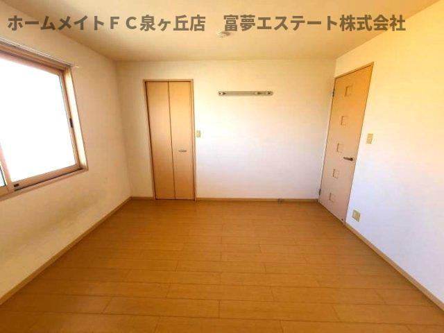モアエクレールB棟の洋室