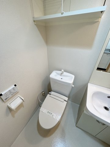 大阪市浪速区下寺２丁目の賃貸マンションのトイレ