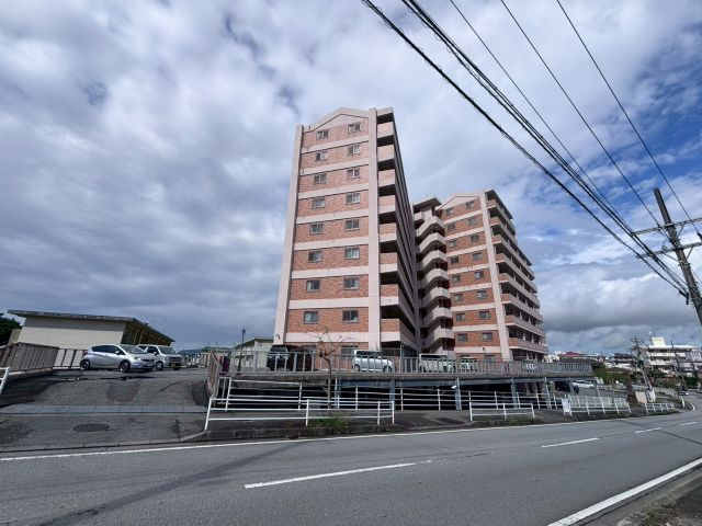 オアシス名護の外観