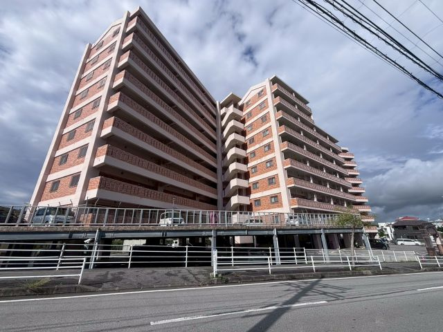 オアシス名護の外観