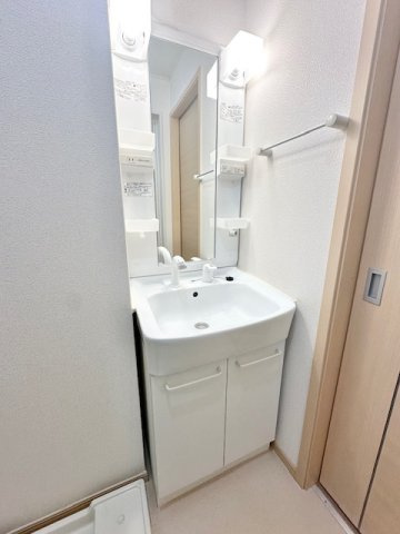 アバンツァ－トⅡの洗面所|忙しい朝には欠かせない洗面所です
