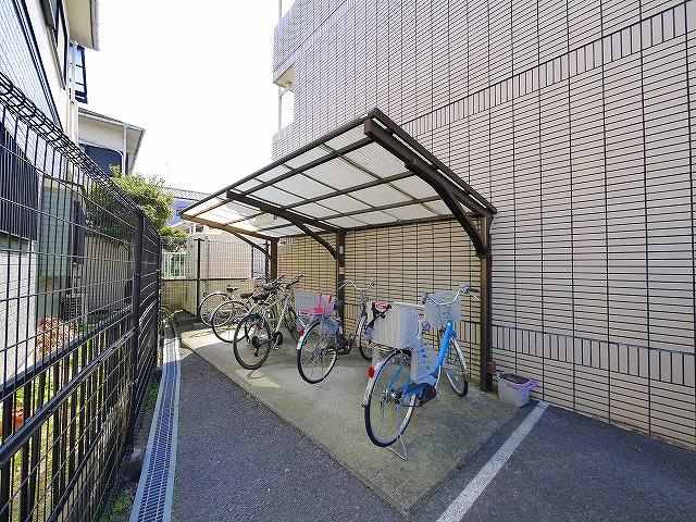 ハイツ秋桜のその他共用部分|自転車置き場