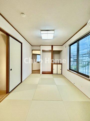 葛飾区堀切1丁目中古住宅の子供部屋|【子供部屋】お子様を持つ家庭の約6割が「家族や子どものため」に購入を希望。入学後の転校を避け、広い空間でのびのび育てたいなどの親心が、家探しのきっかけになっているようです。