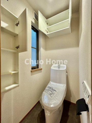 葛飾区堀切1丁目中古住宅のトイレ|トイレも各階に設置！
