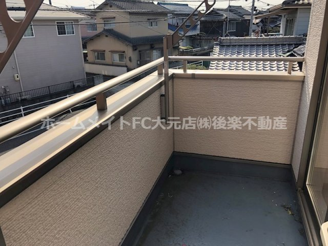 岡山市南区福富中２丁目のテラスのバルコニー