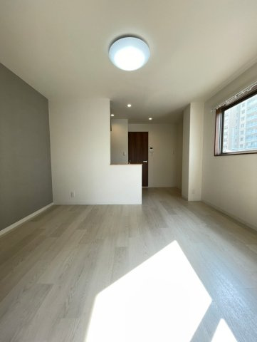 大阪市城東区野江２丁目のアパートの洋室