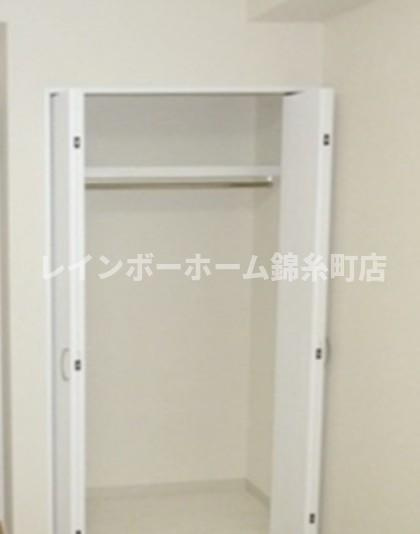 b'CASA両国の収納