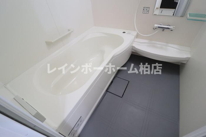 特典：仲介手数料が50％OFFです‼の浴室