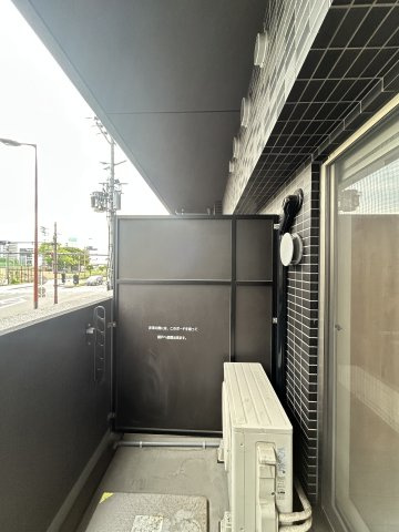 プレサンス大国町ラヴエニールのバルコニー