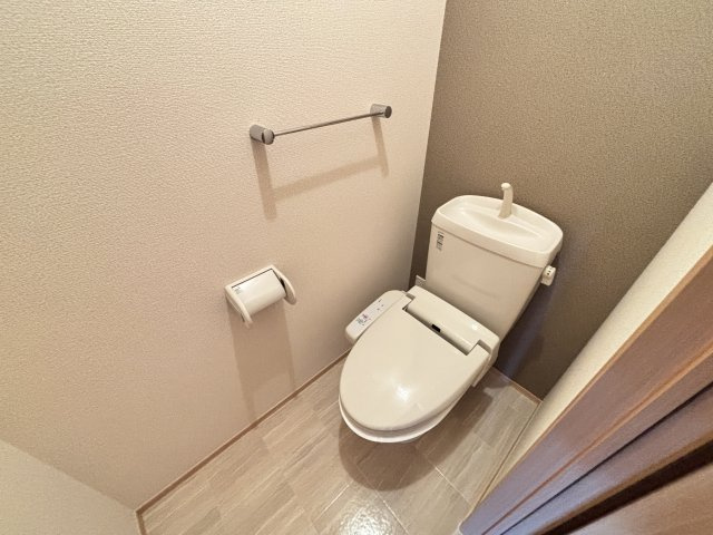 カメリアコートⅡのトイレ|写真は同建物の別部屋を参考に掲載しております。