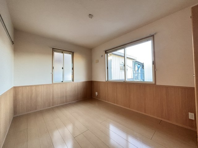 カメリアコートⅡの寝室|写真は同建物の別部屋を参考に掲載しております。