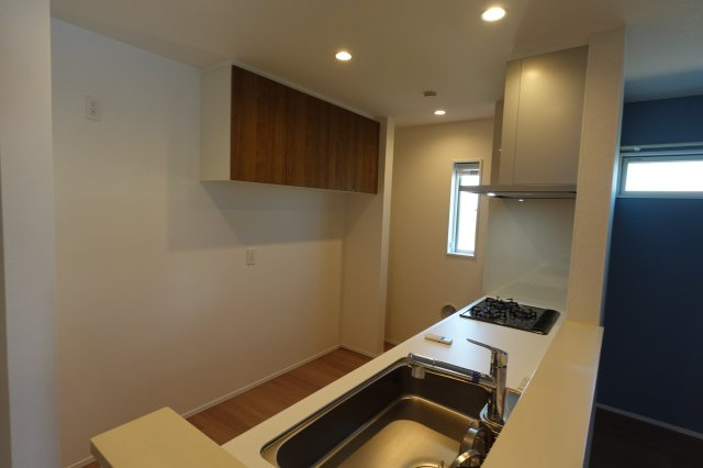 山田戸建貸家のキッチン