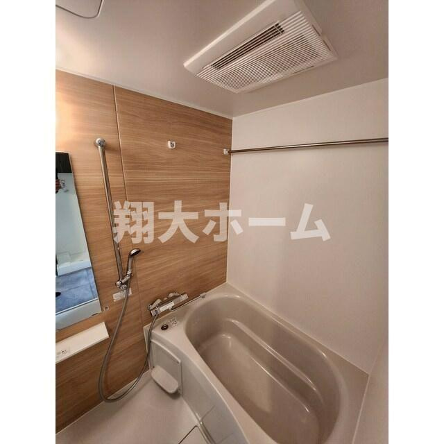 コスモグラシア三ノ輪の浴室