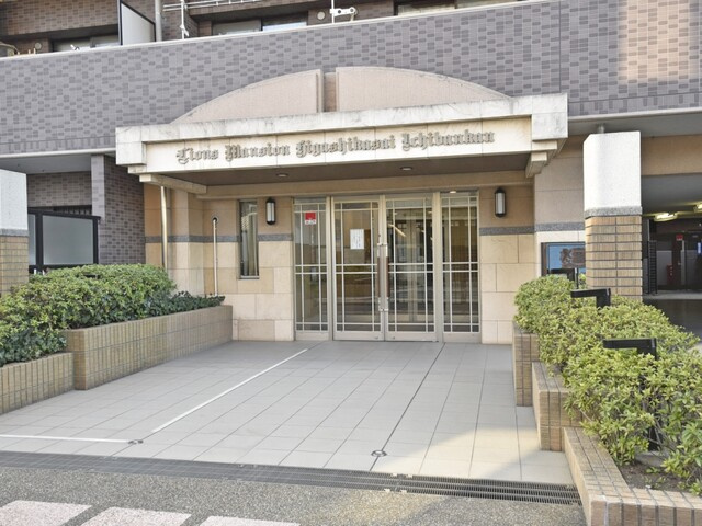 ライオンズマンション東葛西壱番館（2階部分）／仲介手数料無料／新規フルリノベーションのエントランス