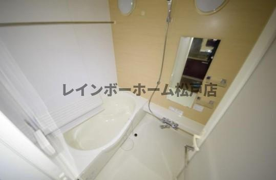 【仲介手数料：50％OFF】対象物件！の浴室
