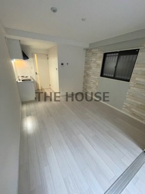 【居間・リビング】 | モダンアパートメント大阪ドーム前 仲介手数料無料
