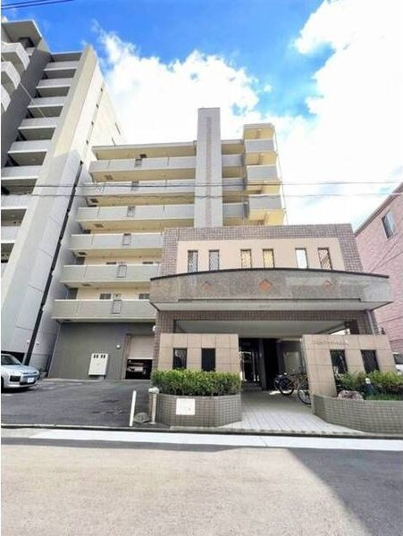 スカイフラット名古屋のエントランス