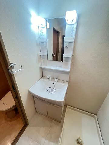 メゾン　ユニの洗面所