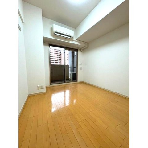 名古屋市東区泉１丁目の賃貸マンションの居間・リビング