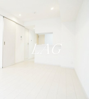【居間・リビング】 | リブリ・SAKAE | 洋室のお部屋です。