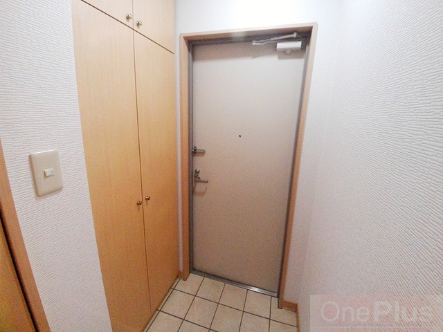 スーペリア本山の玄関