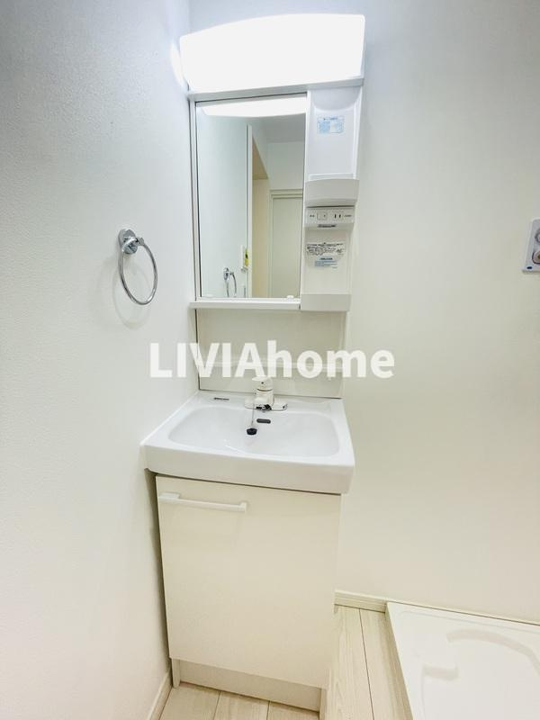 大田区羽田５丁目のアパートの独立洗面台|同シリーズの参考写真です。実際の設備・内装は現況を優先とさせていただきます。