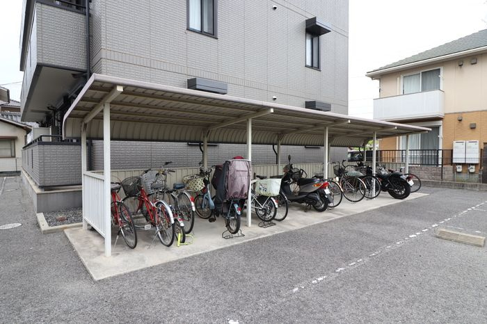リビングタウン西崎　A棟