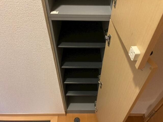 サンライズ向原の収納