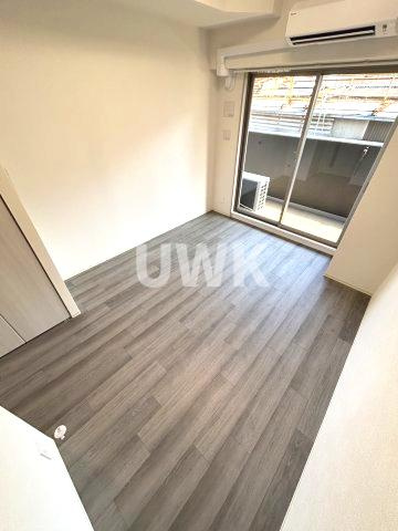 名古屋市西区那古野２丁目の賃貸マンションの居間・リビング