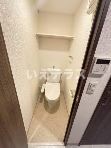 エステムコート神戸湊町のトイレ
