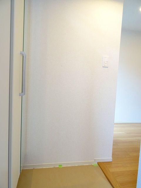 カルフールの玄関