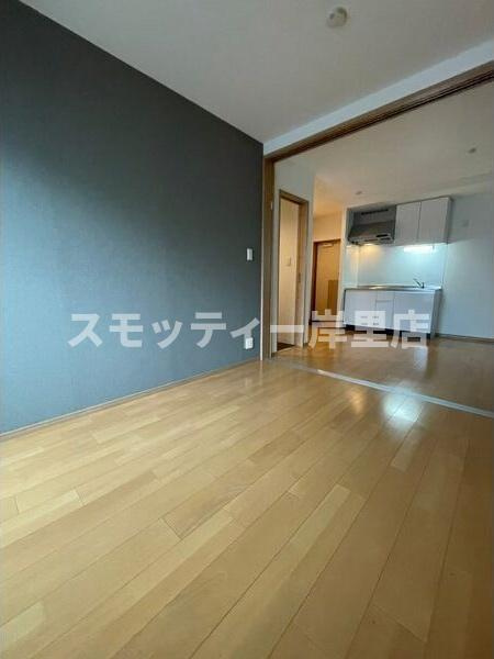 Fmaison北加賀屋III番館の居間・リビング
