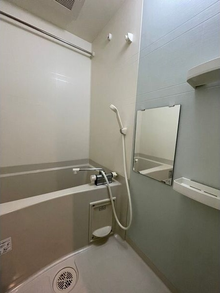 Fmaison北加賀屋III番館の浴室