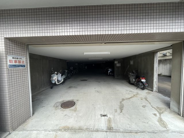 ベル上甲子園の駐車場