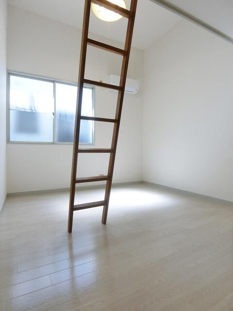 レジデンシャル大倉山の寝室