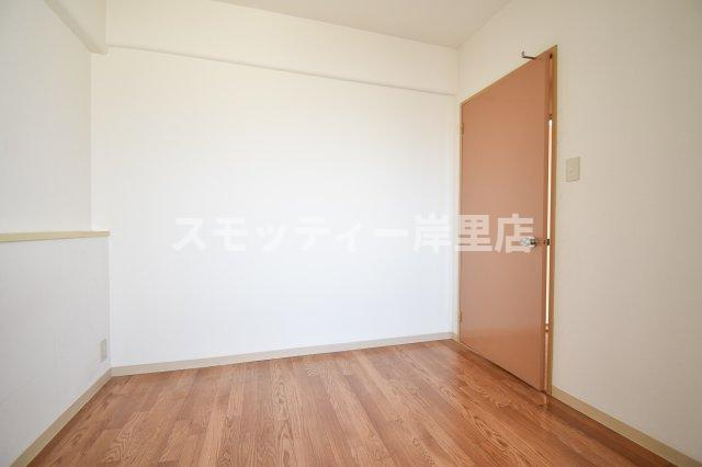 ノアーズアーク住之江の寝室