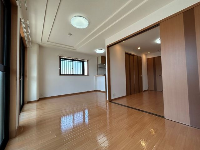 ワイズ・コンドミニアムの内装