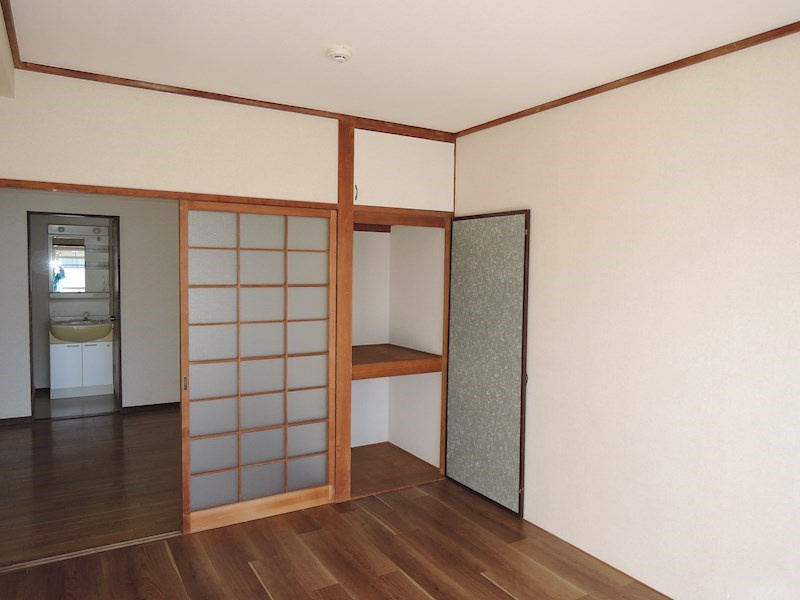 菅マンションの内装
