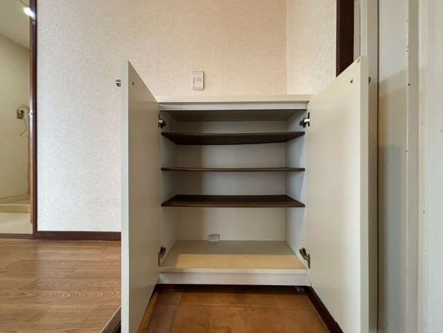 菅マンションの収納