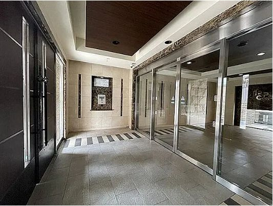 名古屋市西区名駅２丁目の賃貸マンションのエントランス