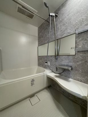 東村山市栄町２丁目のアパートの浴室