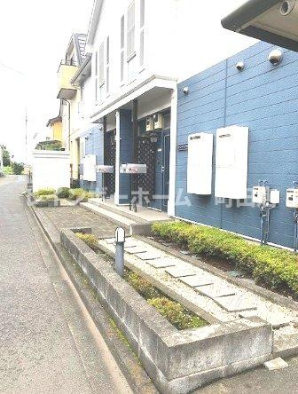 ニューハイツ※初期費用分割あと払いサービス利用可能物件のエントランス