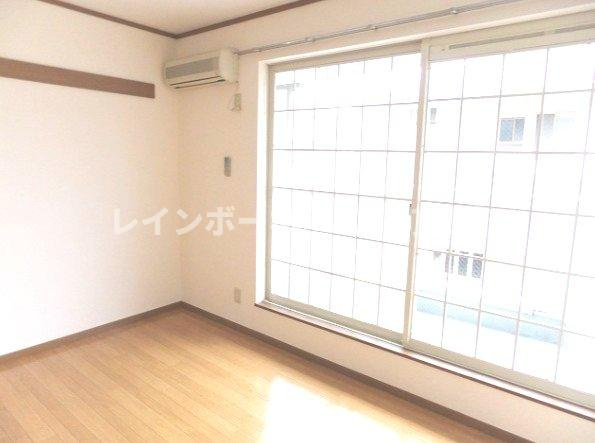 ニューハイツ※初期費用分割あと払いサービス利用可能物件の居間・リビング