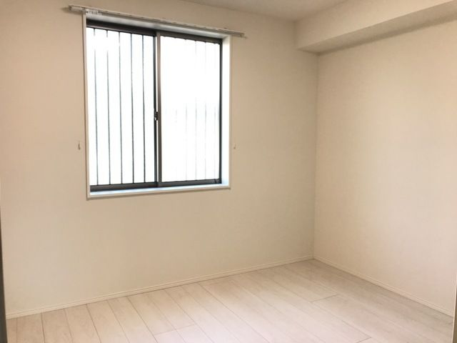 エルシオンの洋室