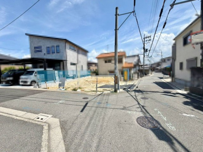 【前面道路含む現地写真】 | 八田南之町　新築一戸建 | 駐車３台可能です！愛車の置き場所に困らないですね♪